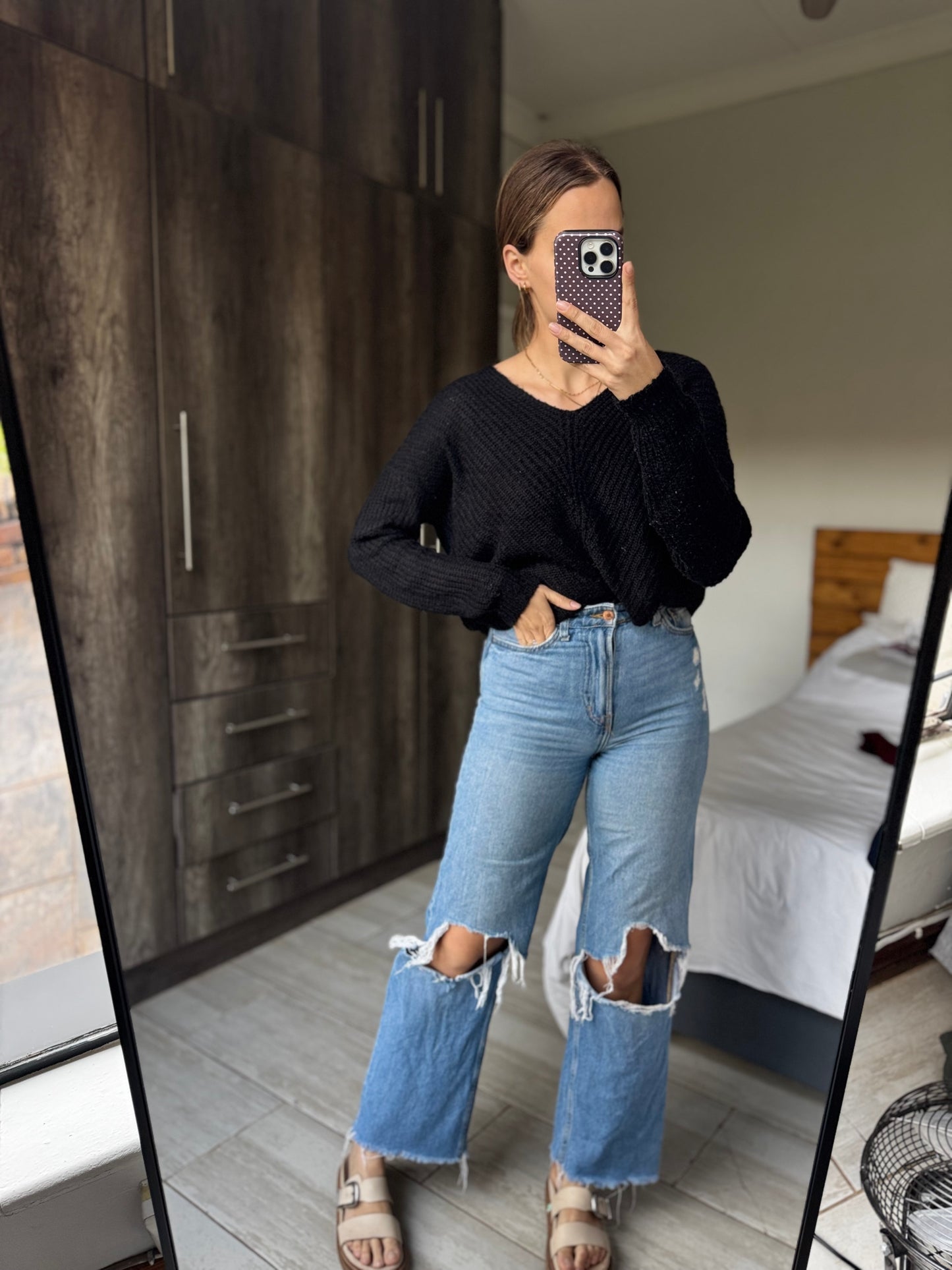 Black sweater (S)