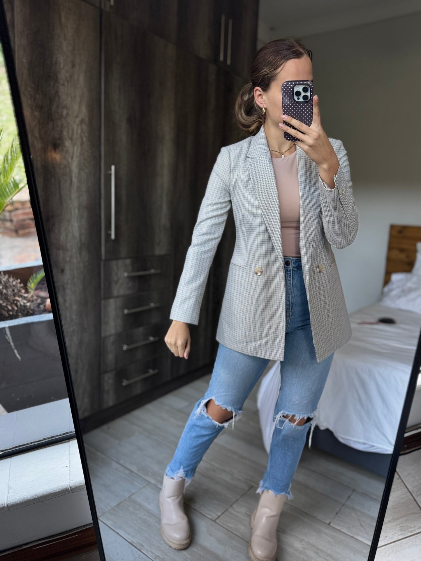 FOREVER NEW stunning blazer (P)