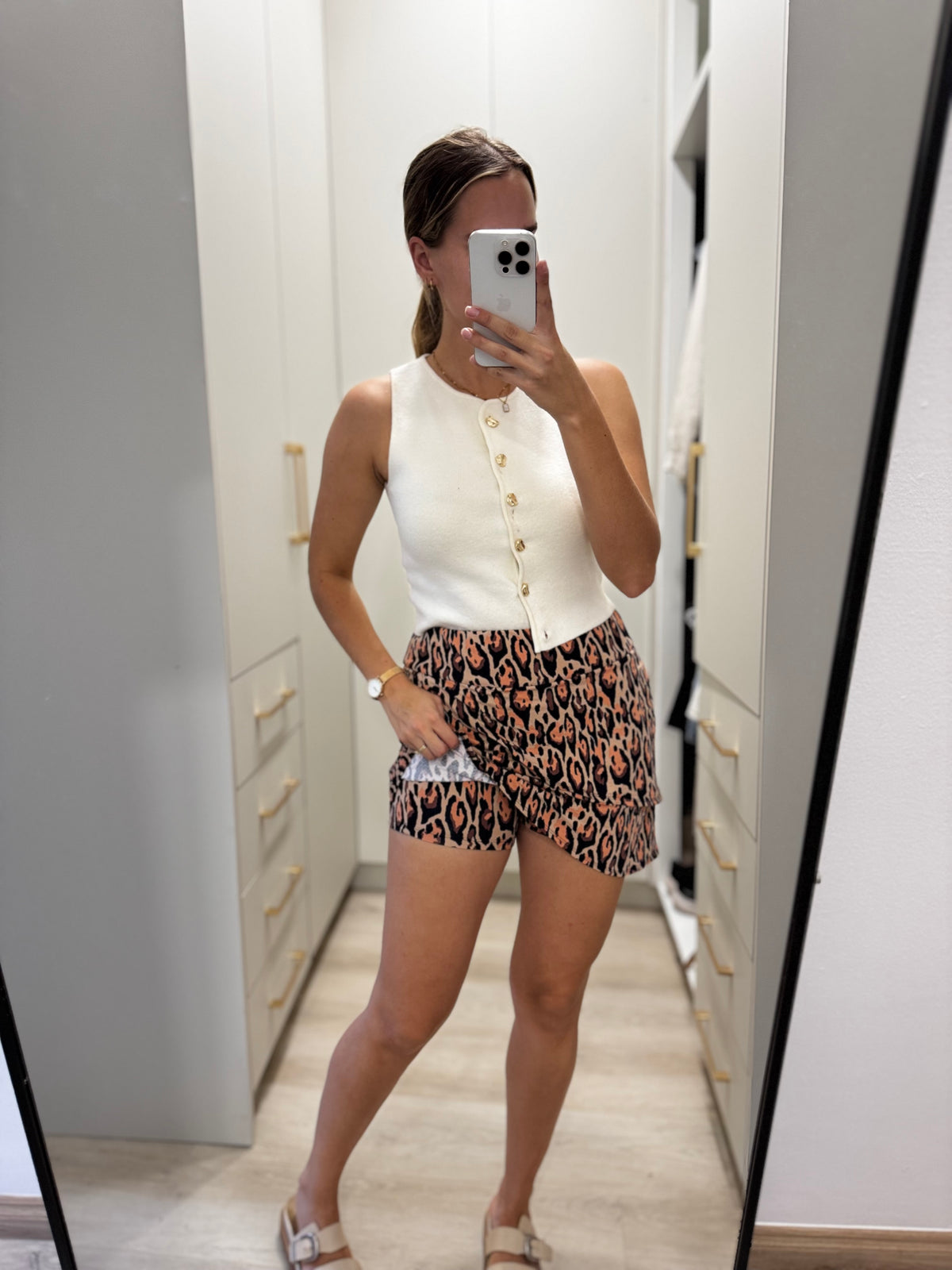 Skort (C)