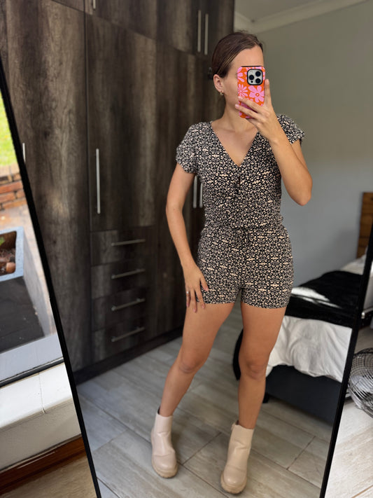 Woolworths jumpsuit (CC)