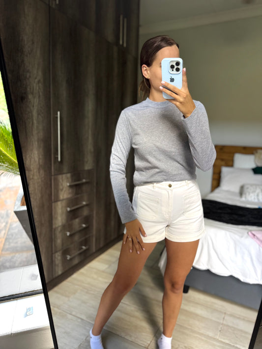 Grey long sleeve (X)