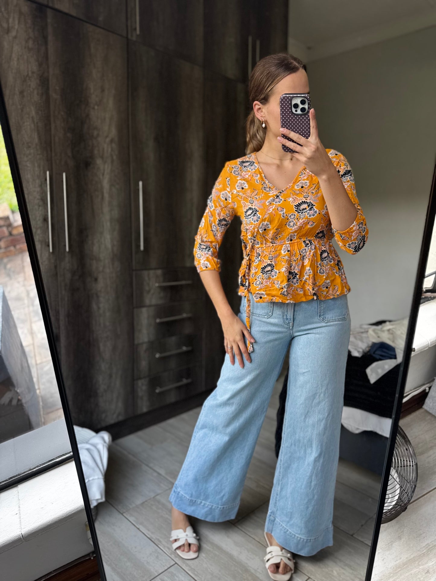 Yellow floral top (OO)