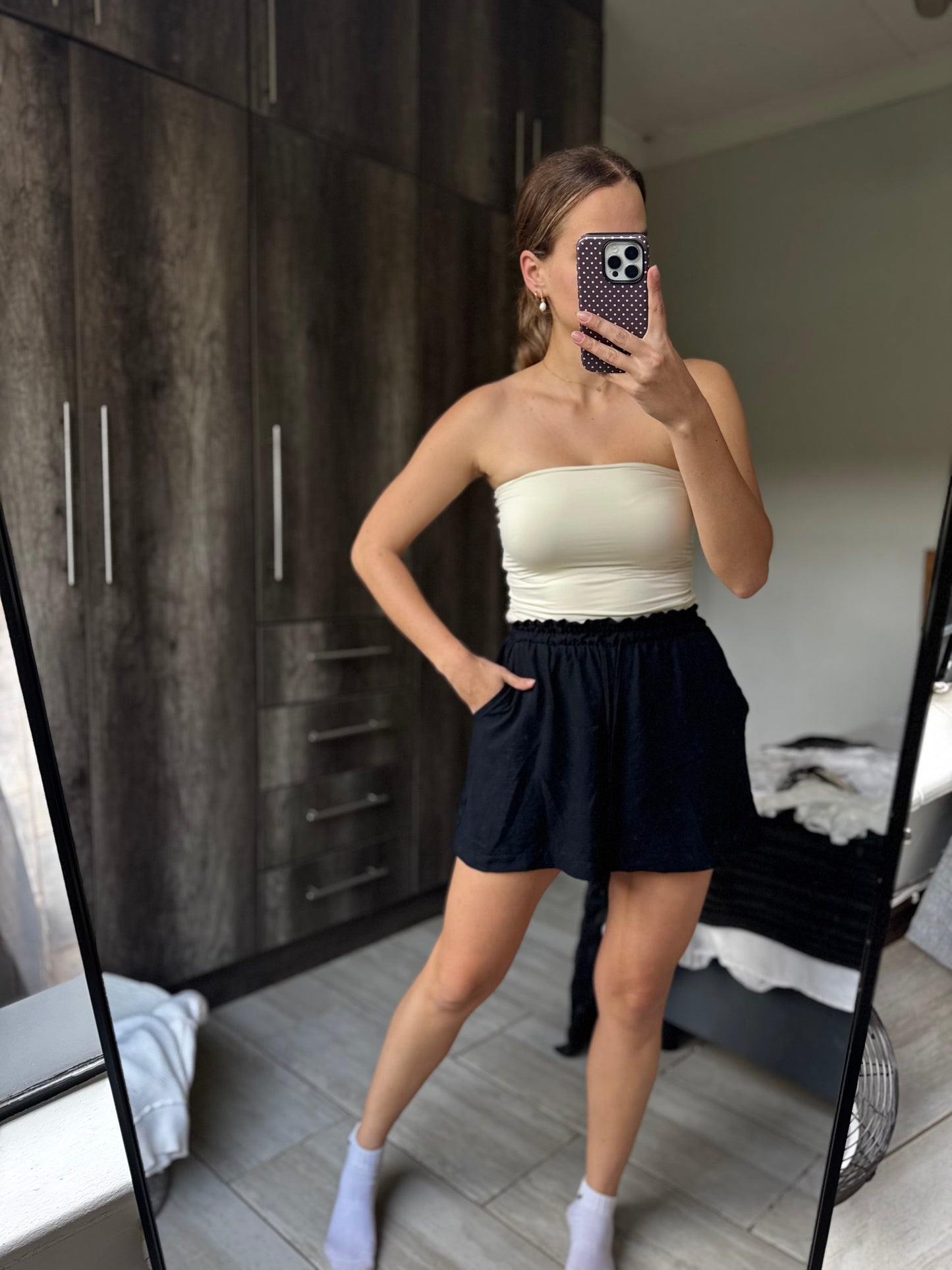 Black shorts (OO)