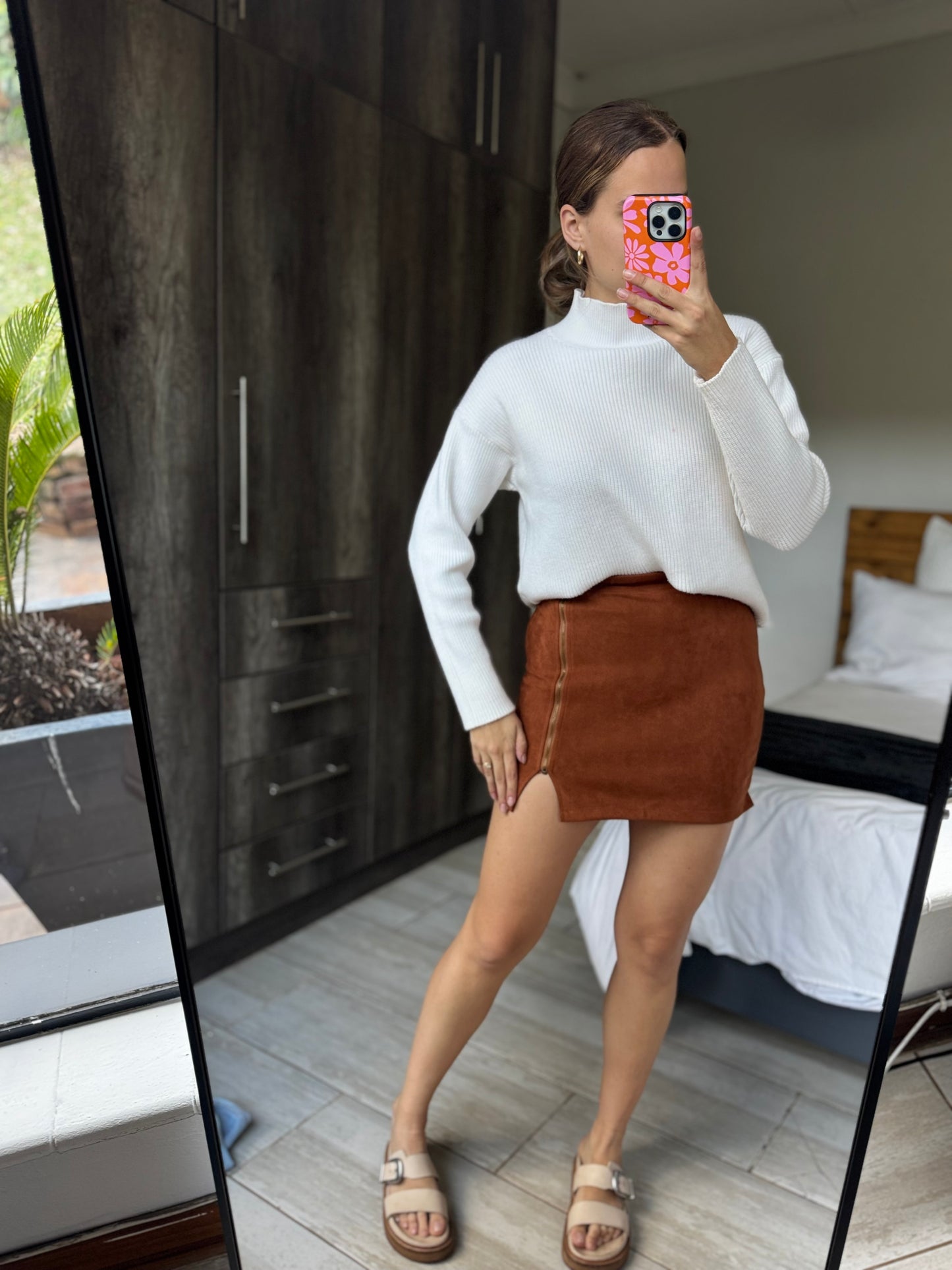 Brown suede skirt (EE)