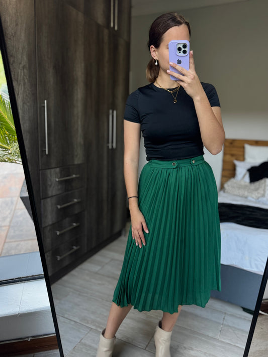 Green midi skirt (J)