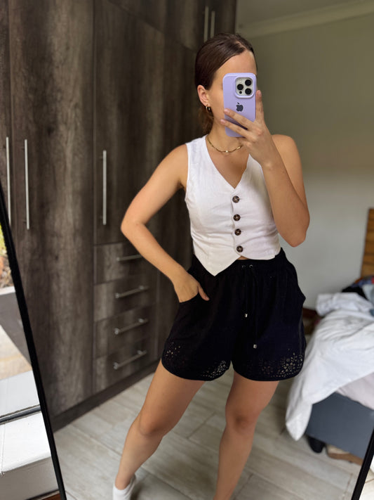 Black shorts (NN)