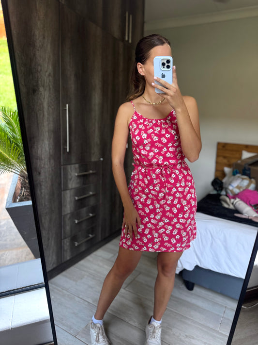Pink floral dress (Q)
