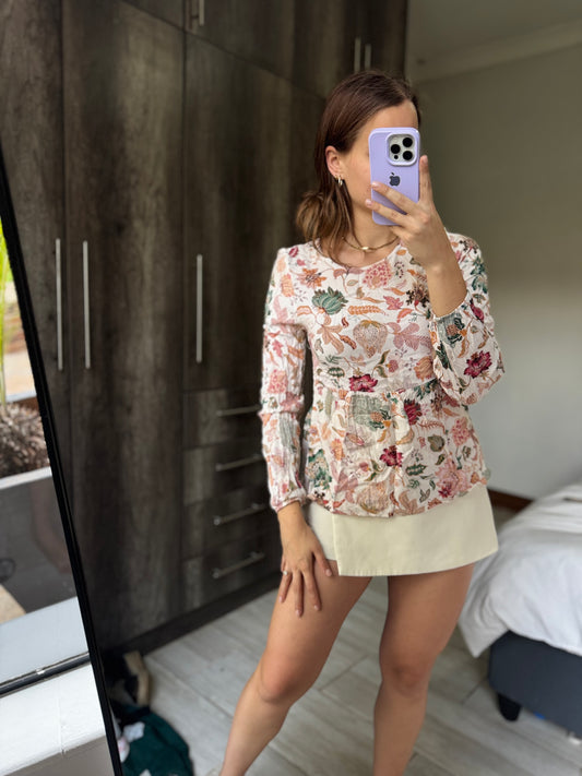 Floral top (M)
