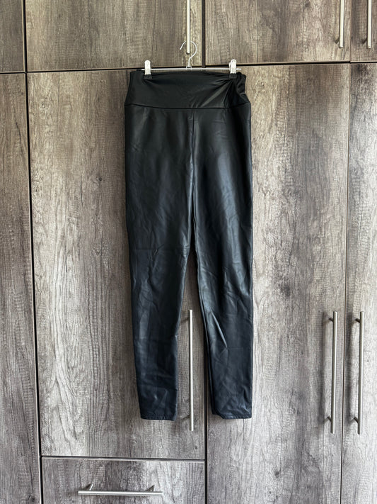 Black leather pants (A)