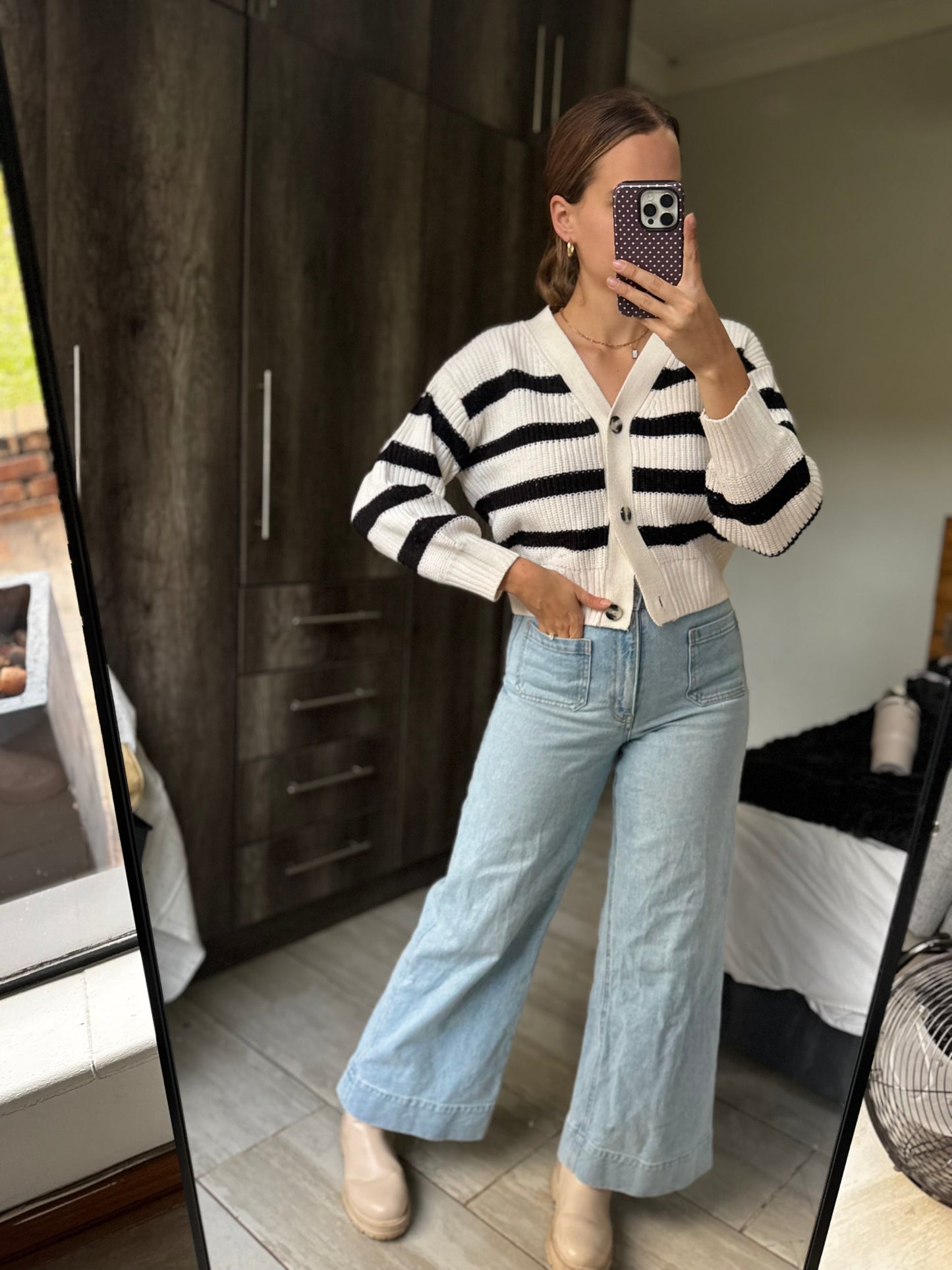 Striped knitted sweater (T)