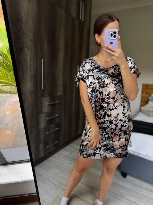 Floral dress (QQ)