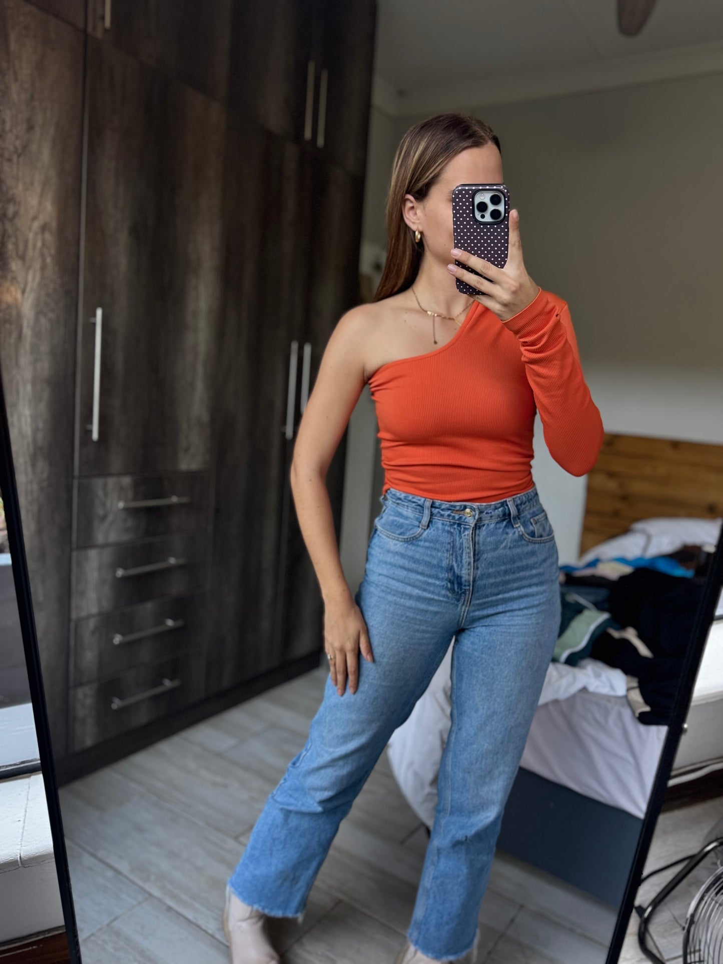 Orange top (Y)