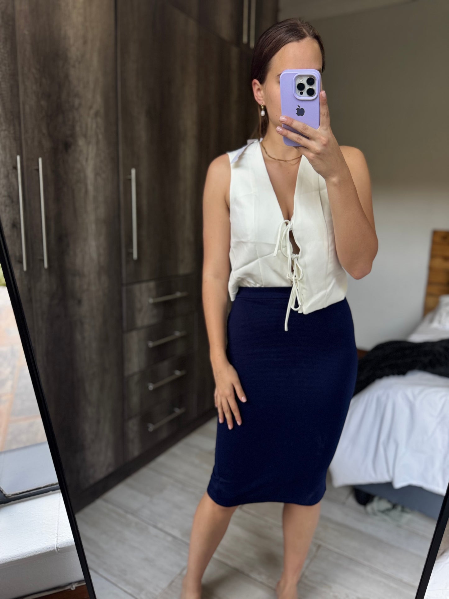 Navy pencil skirt (PP)