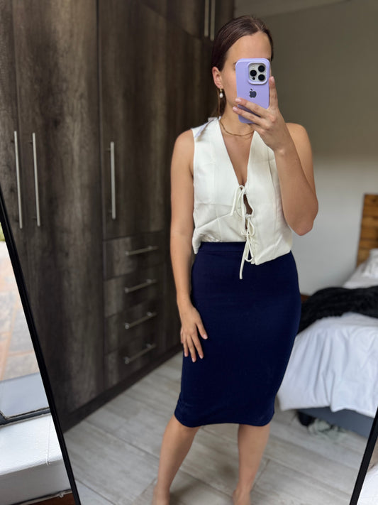 Navy pencil skirt (PP)