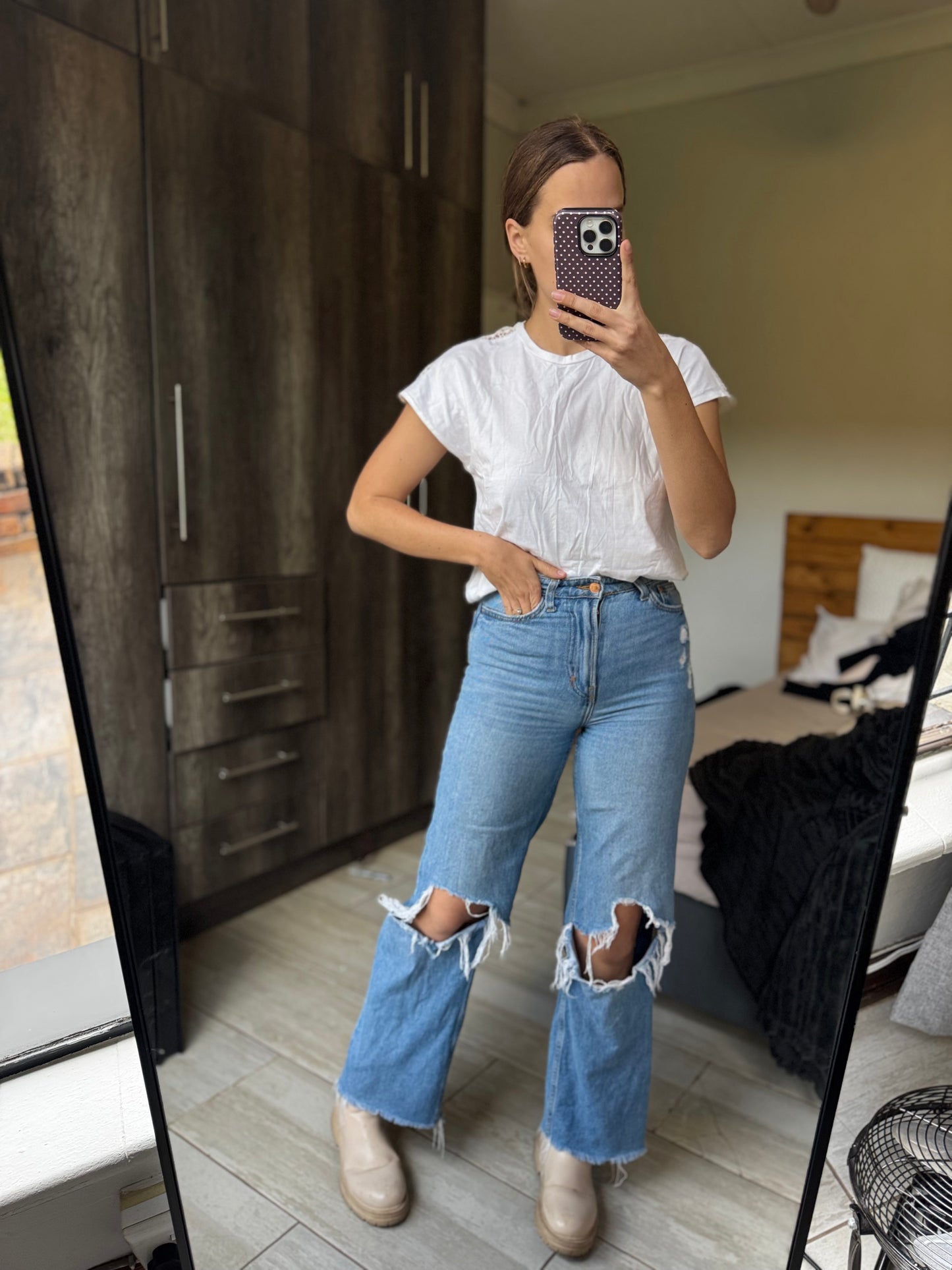 White tee (A)