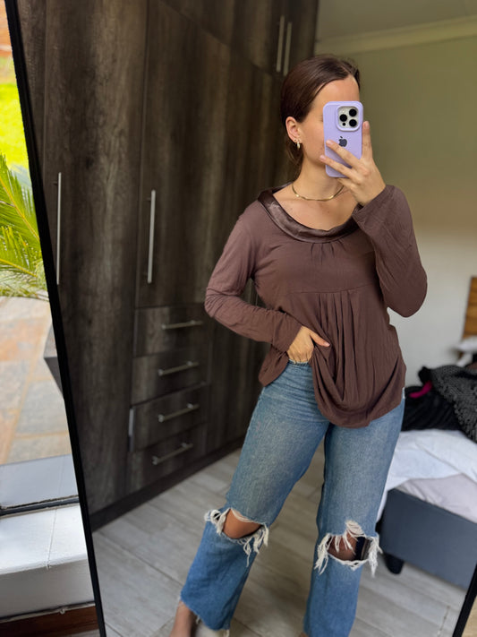 Brown top from Truworths (Q)