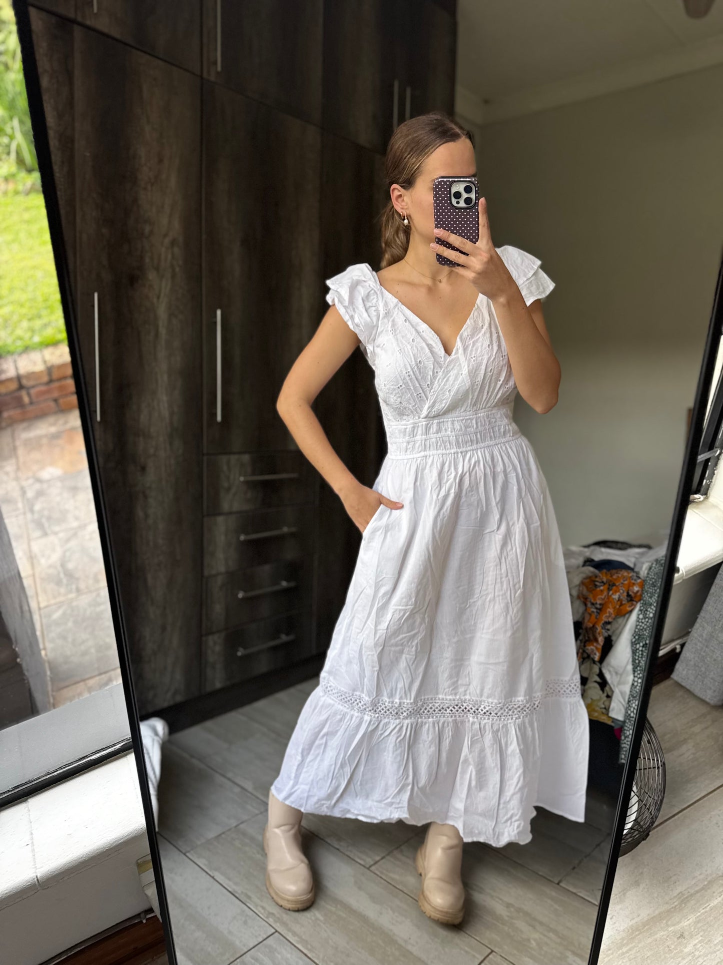 Stunning white dress (OO)