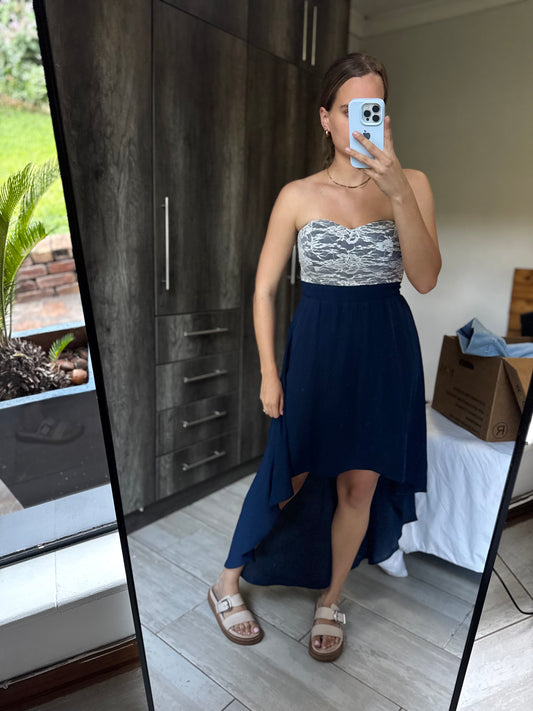 Navy stunning dress (JJ)