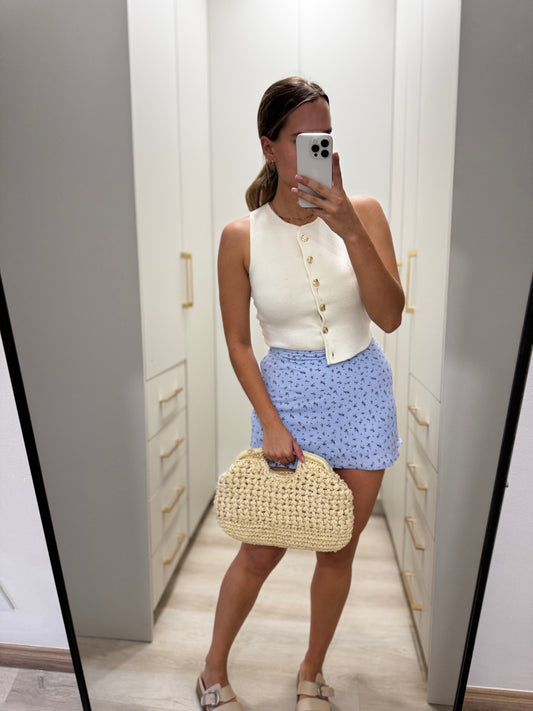 H&M blue floral skirt (O)