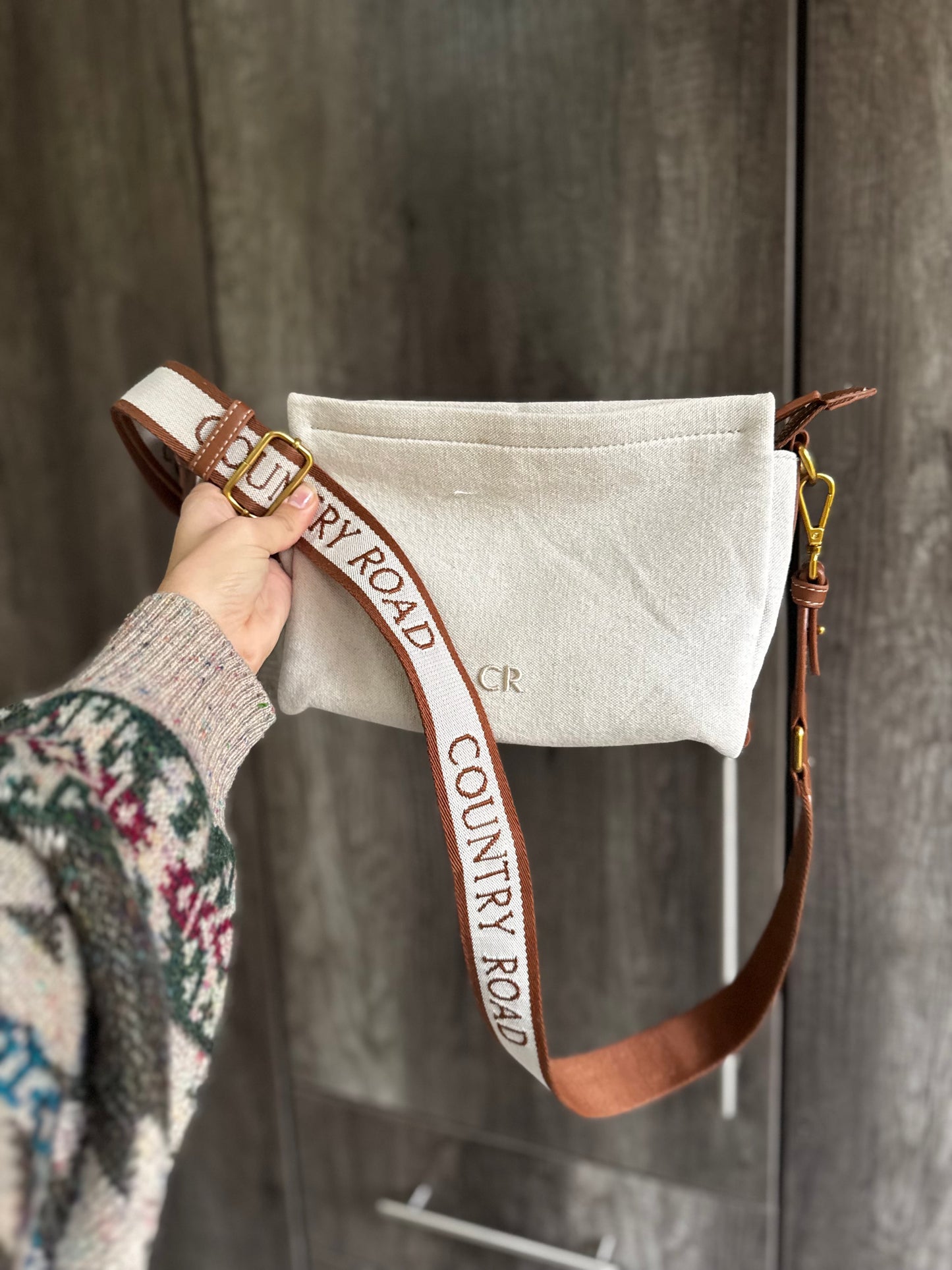 COUNTRY ROAD stunning bag
