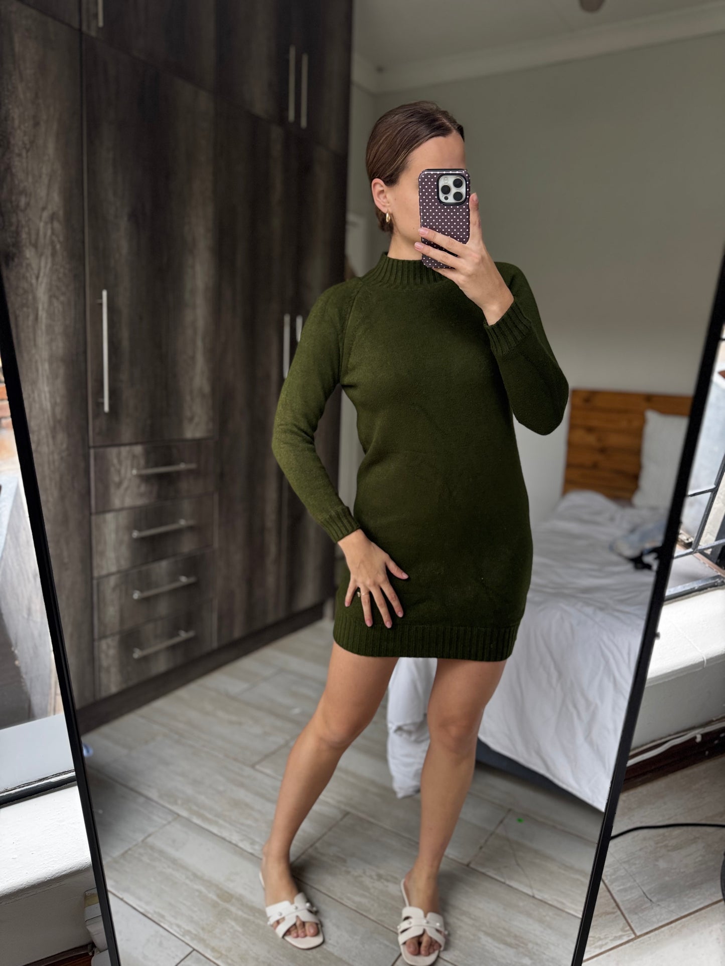 Green knitted dress (L)