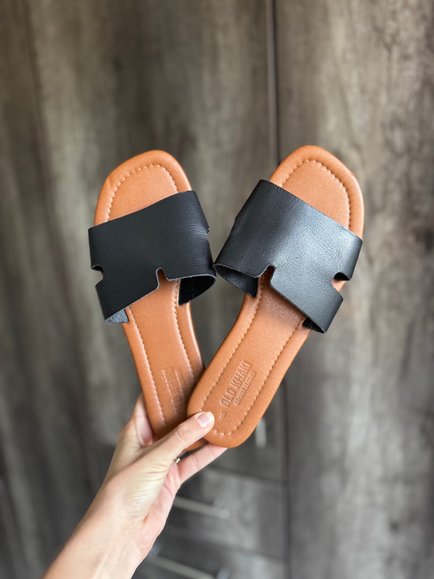 Old Khaki geniune leather sandals (X8)