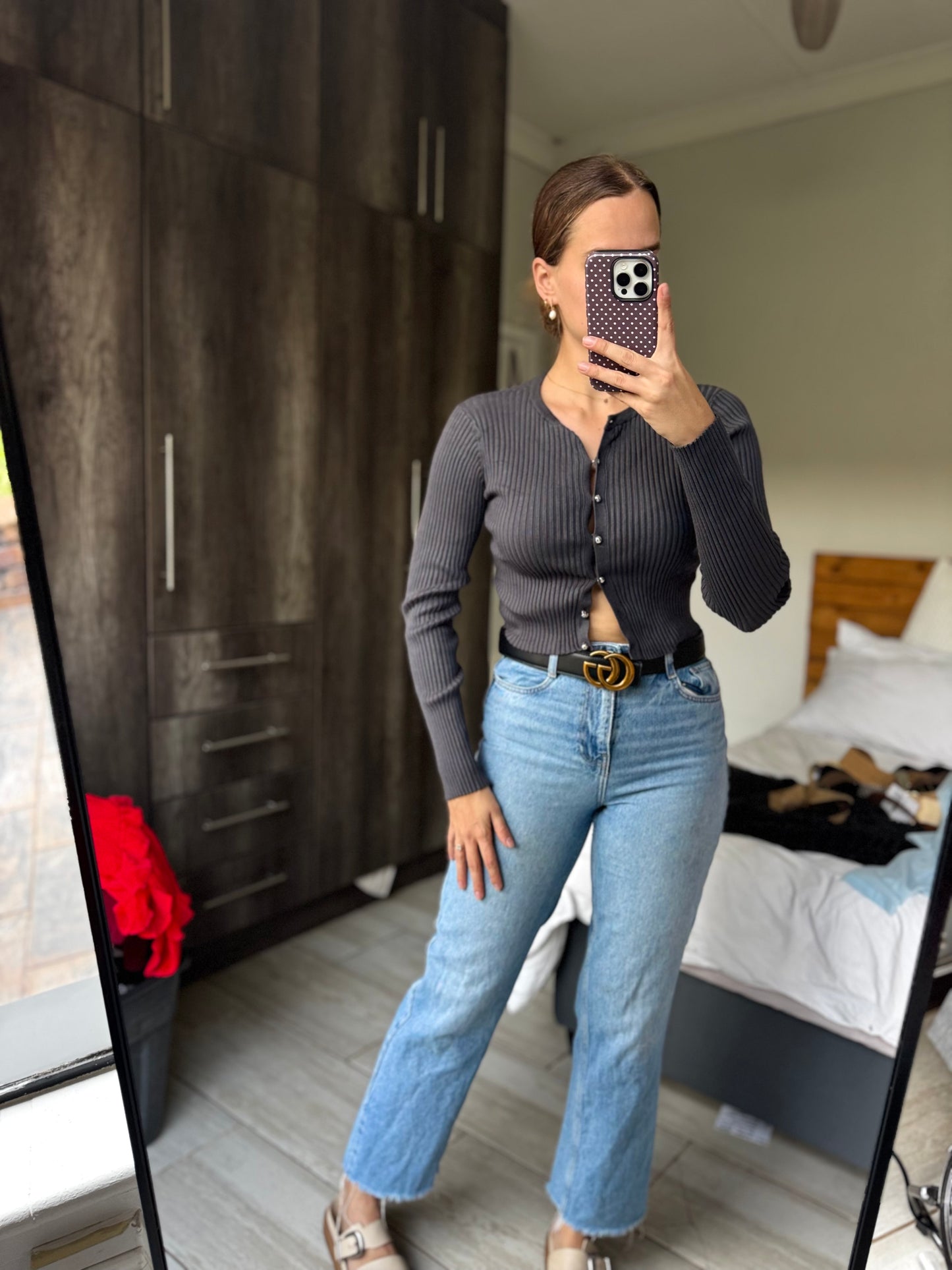 Grey ribbed cardigen (T)