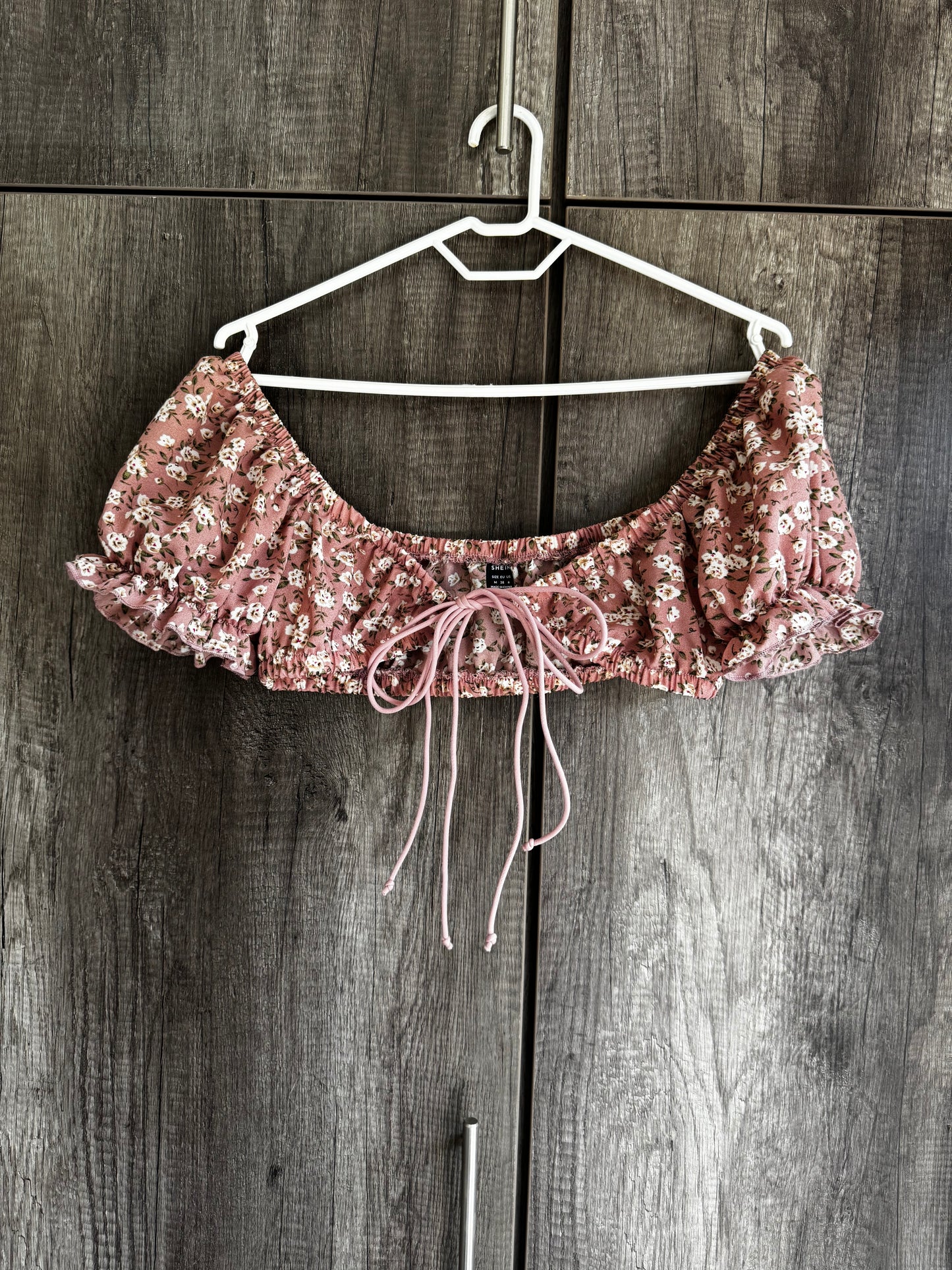 Pink floral top (N)