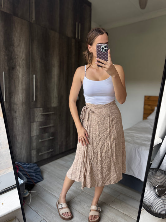 Refinery floral wrap skirt (AA)