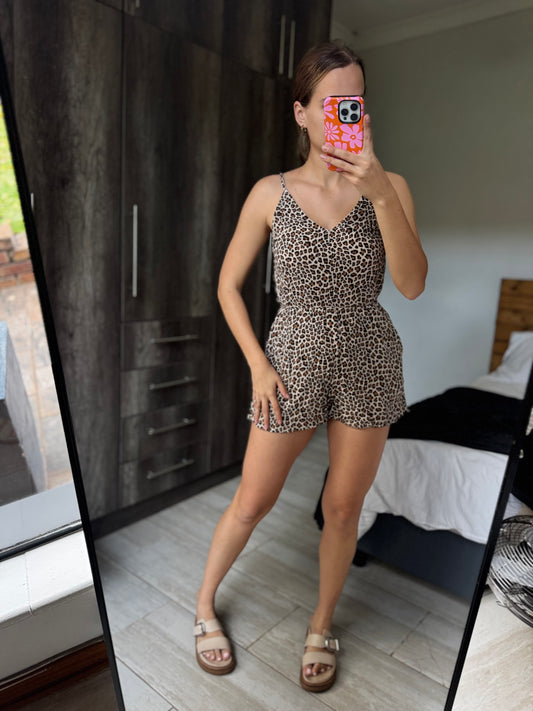 Leopard print jumpsuit (BB)