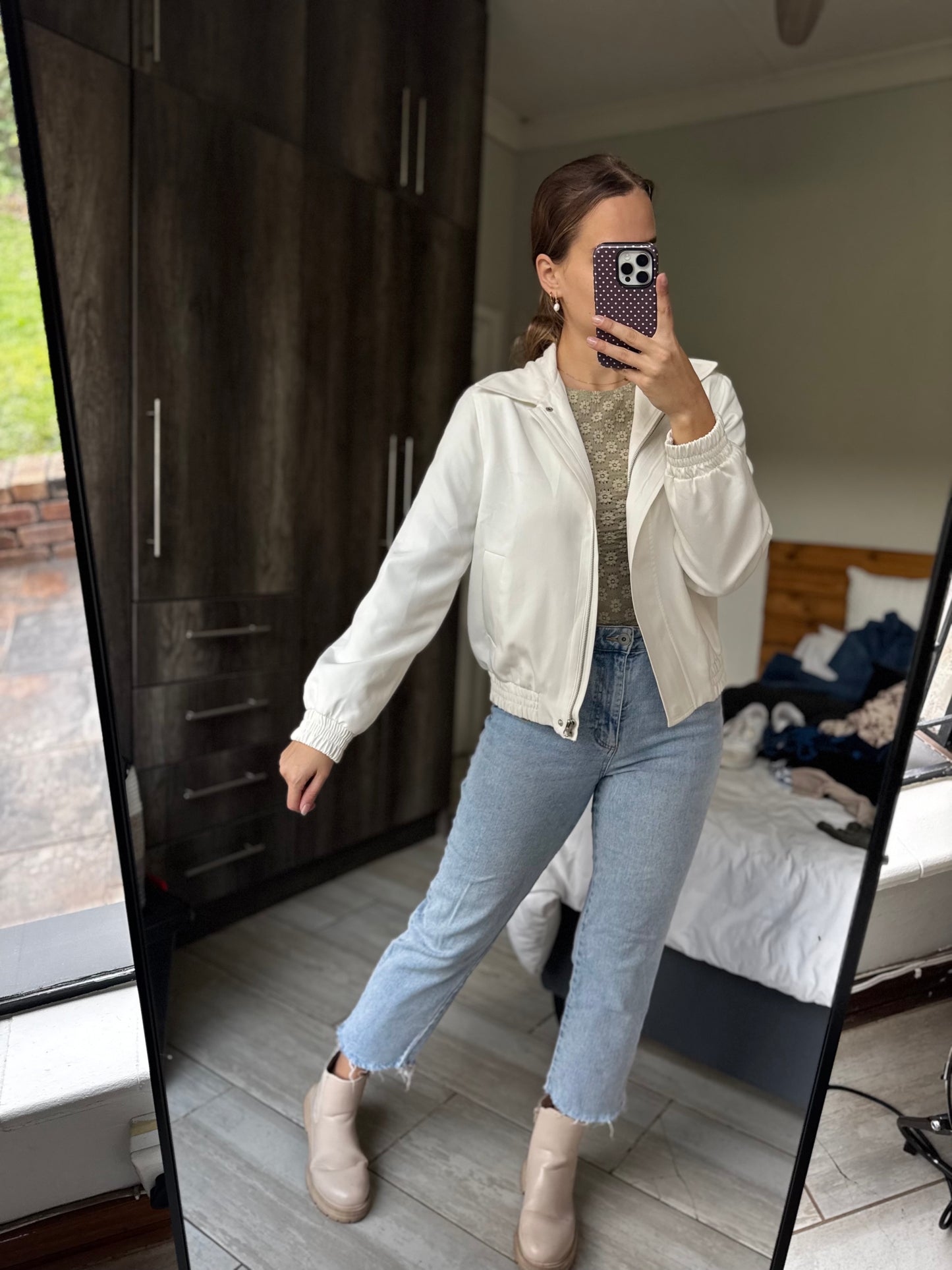 Foshini white bomber jacket (BB)