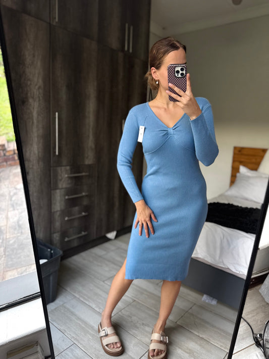 Brand New blue knit dress (T)
