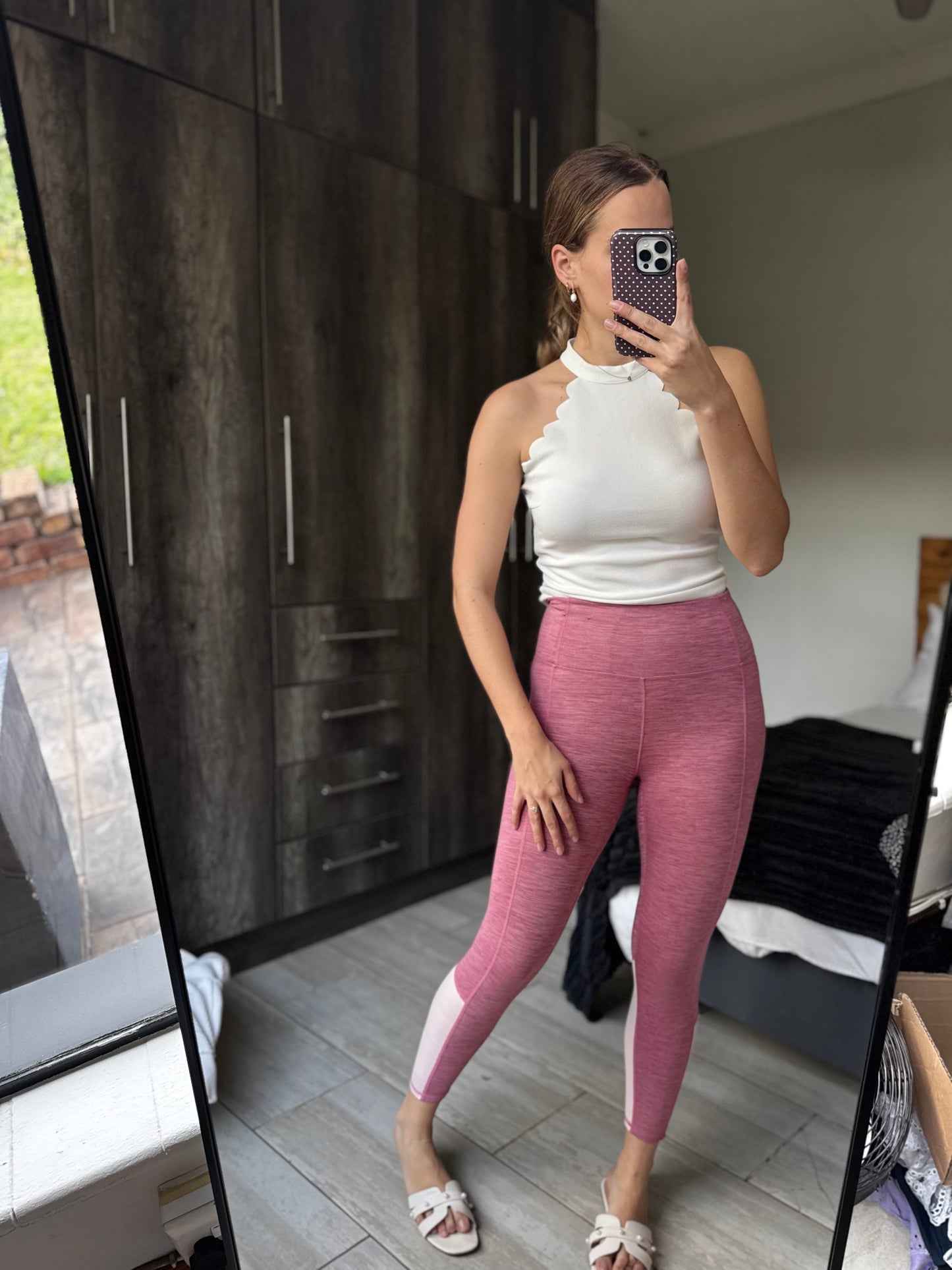 Cotton on pink gym leggings (OO)