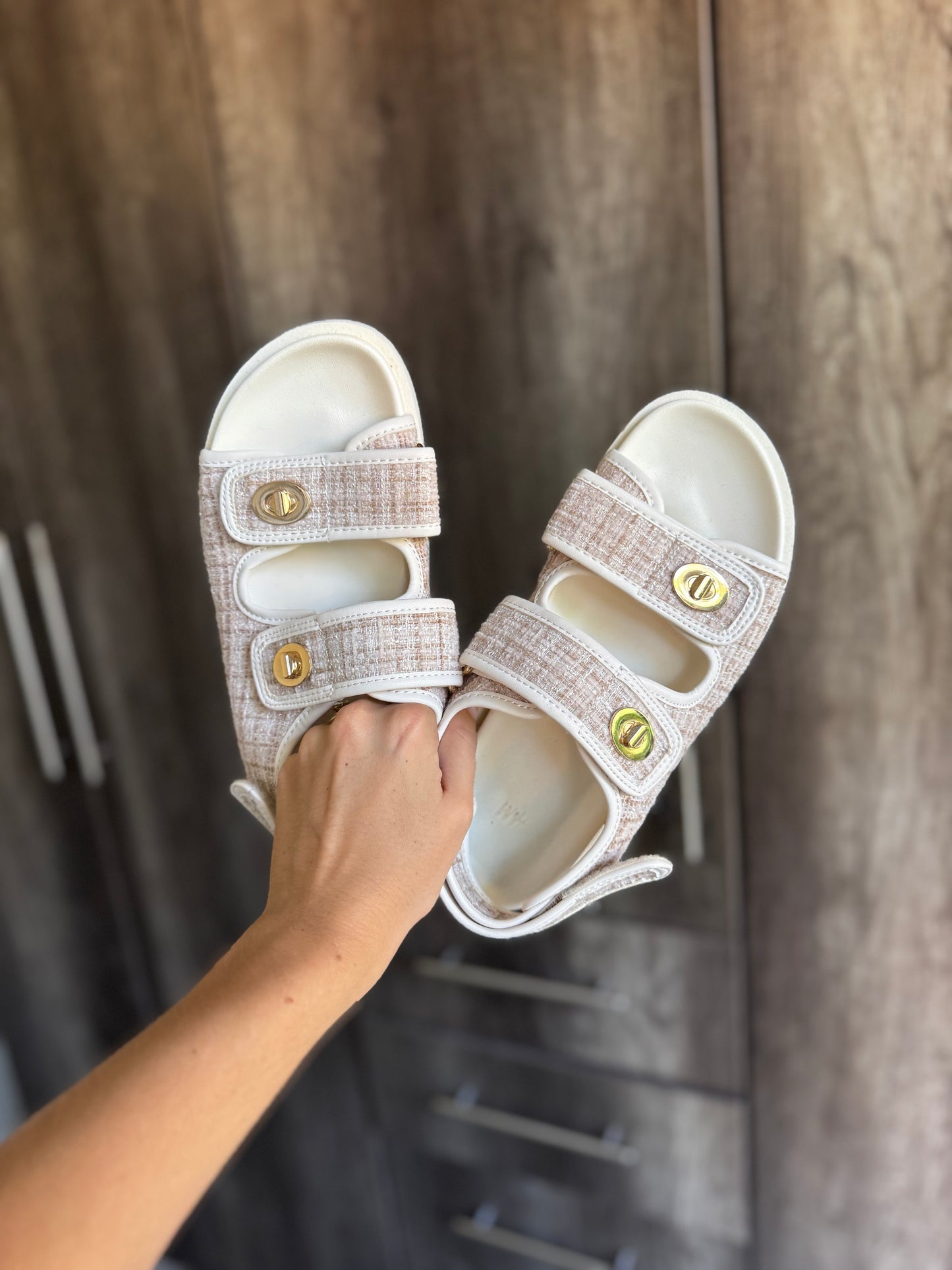 H&M cream sandals (HH)