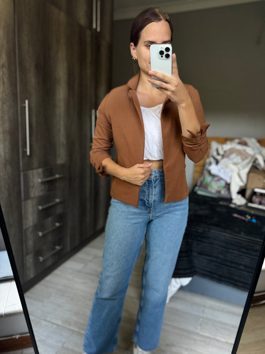 Brown blazer (BBB)