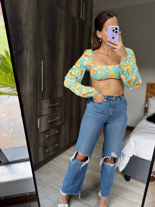 Brand New BERSHKA stunning floral top (HH)