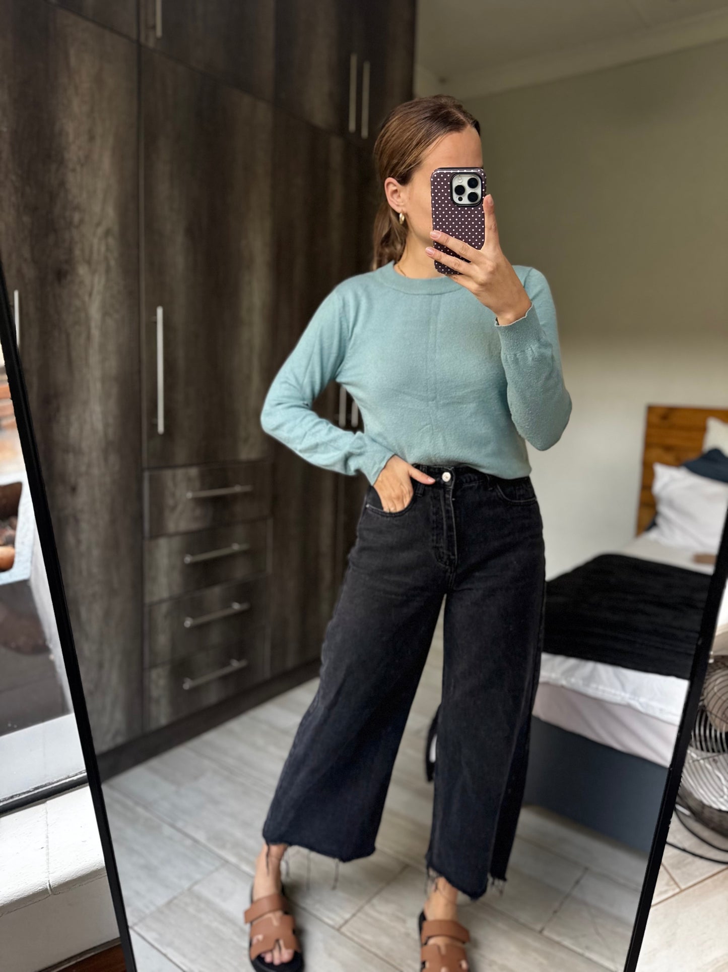 Blue sweater (II)