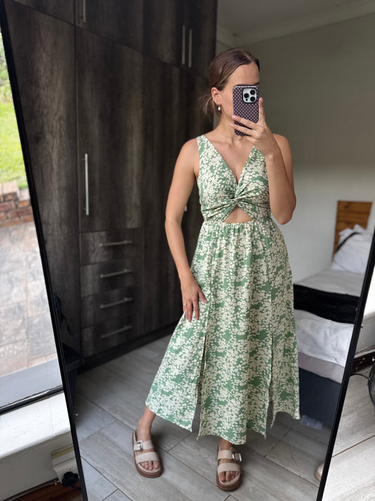Green floral dress (LL)