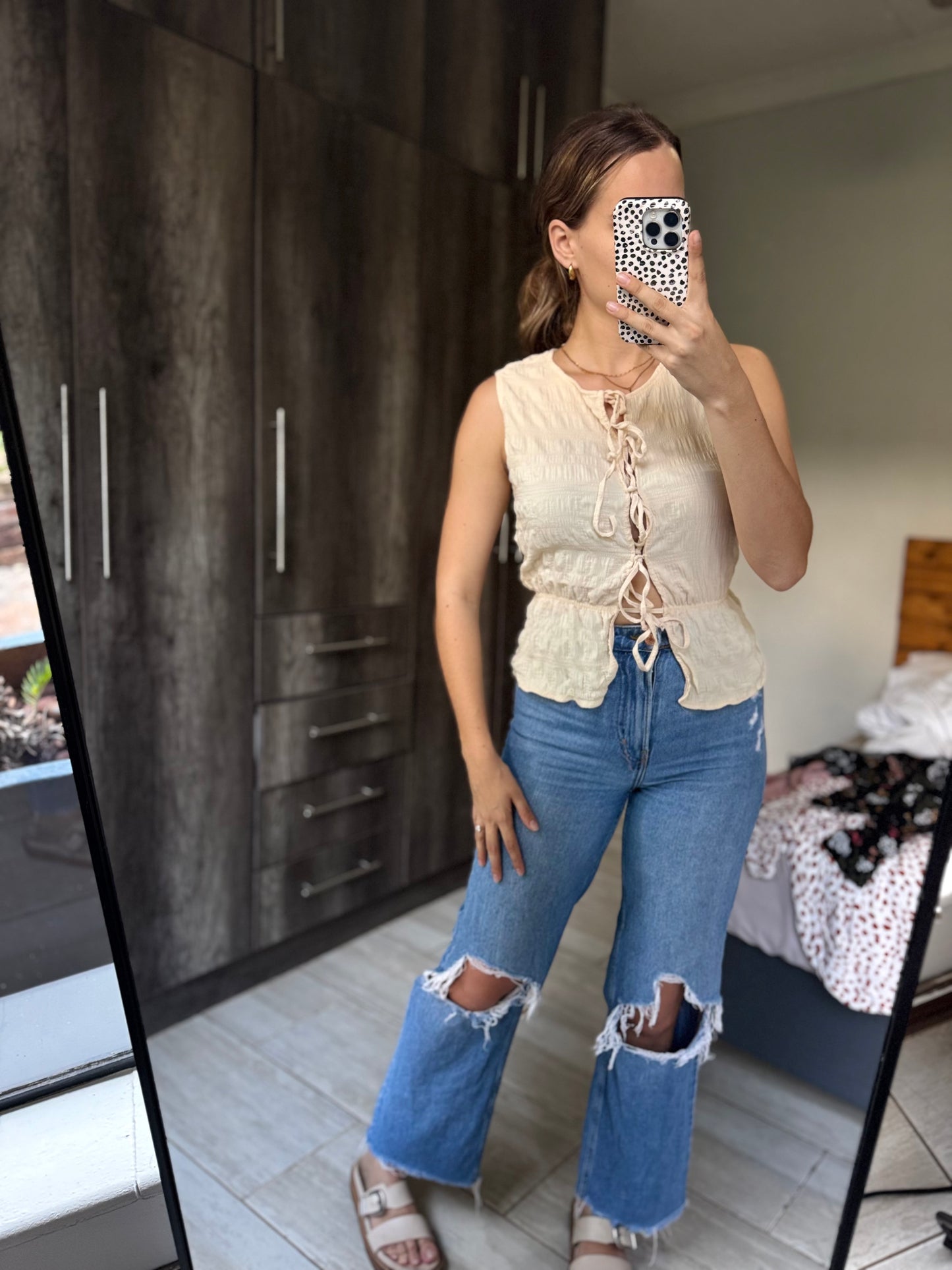 Cream top with bow ties (W)
