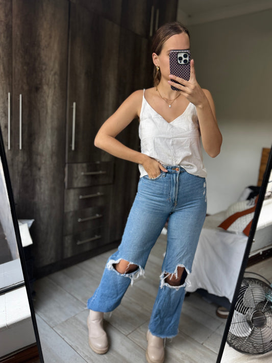 Cotton on white cami (AA)