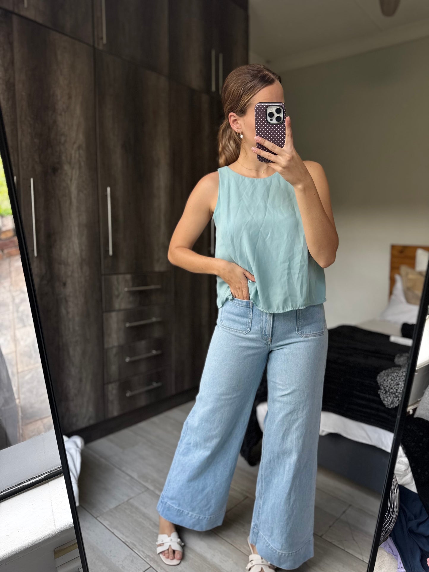 Pretty blue top (P)