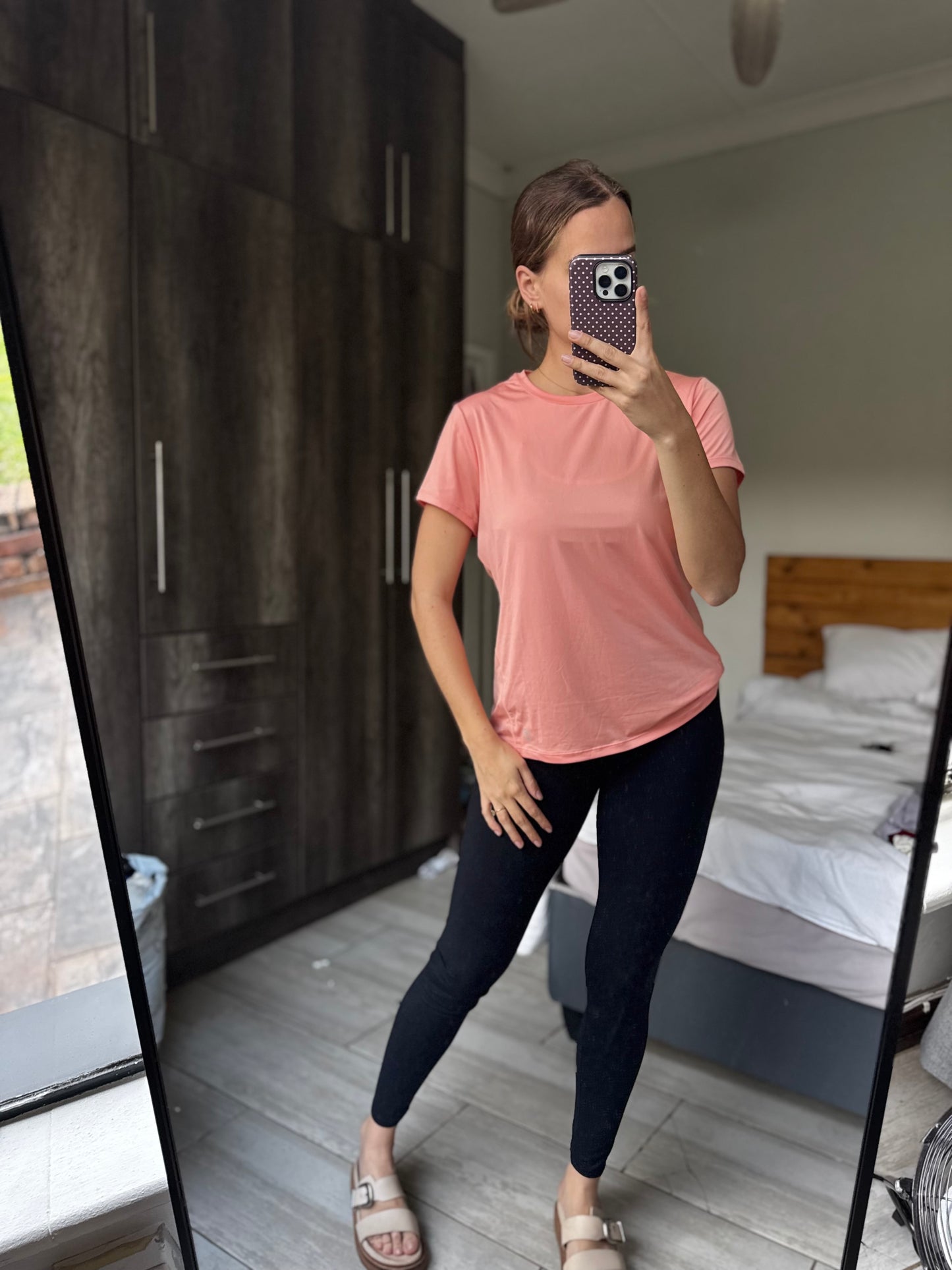 Woolworths gym top (X1)