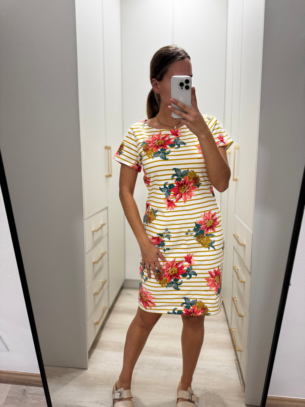 Pretty floral dress (L)