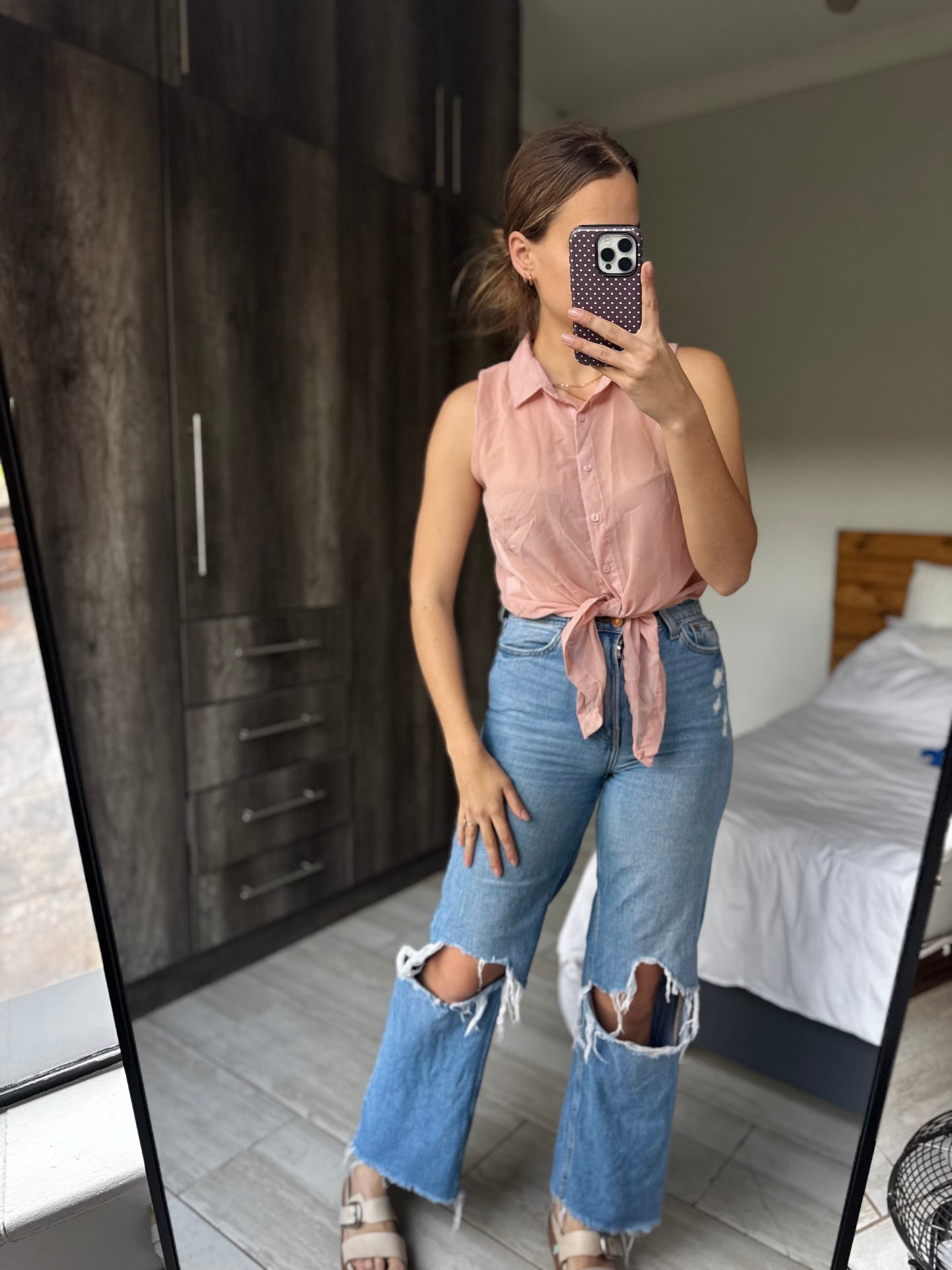 Sheer pink top (F)