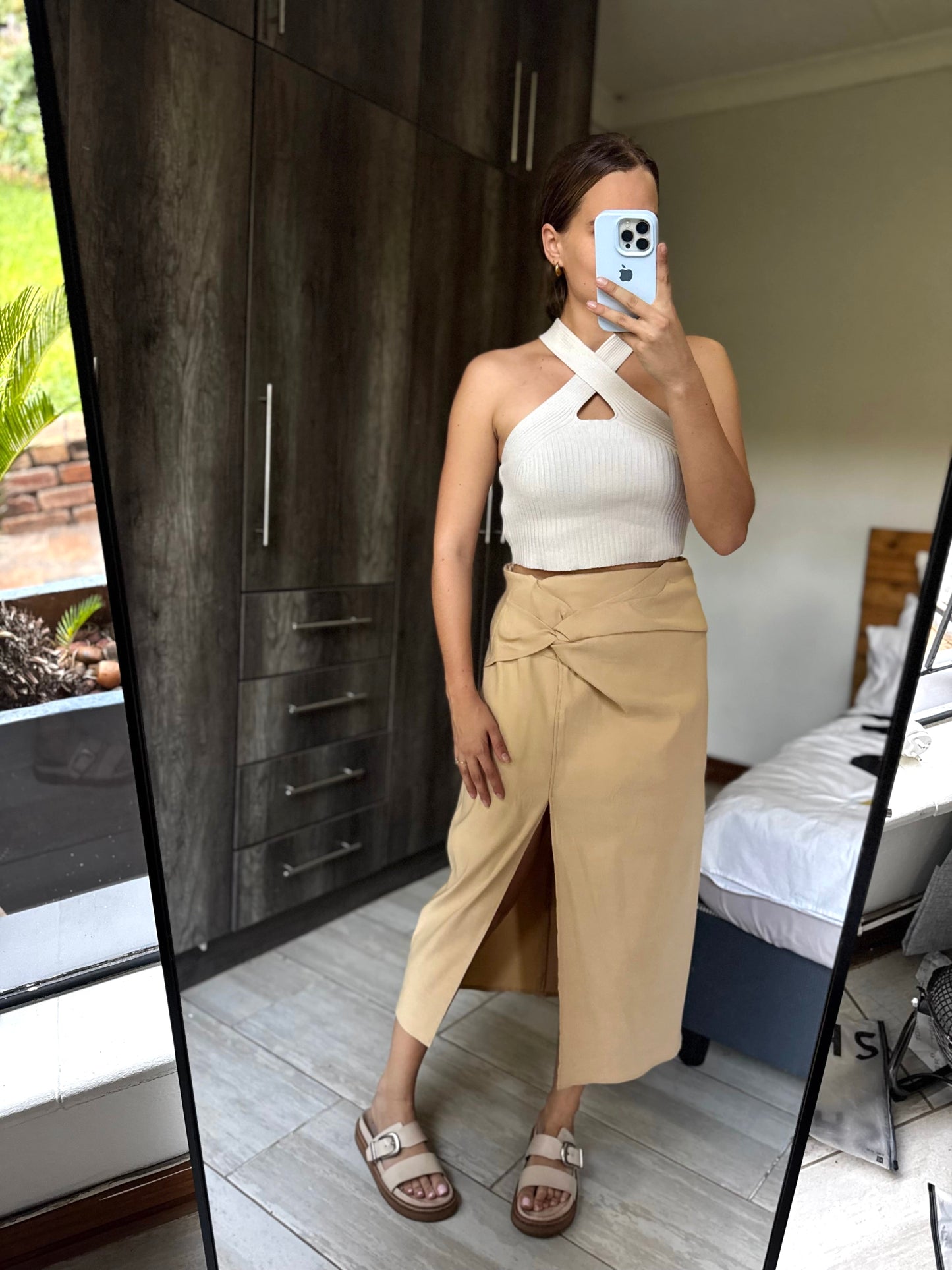 Cream midi skirt (X1)