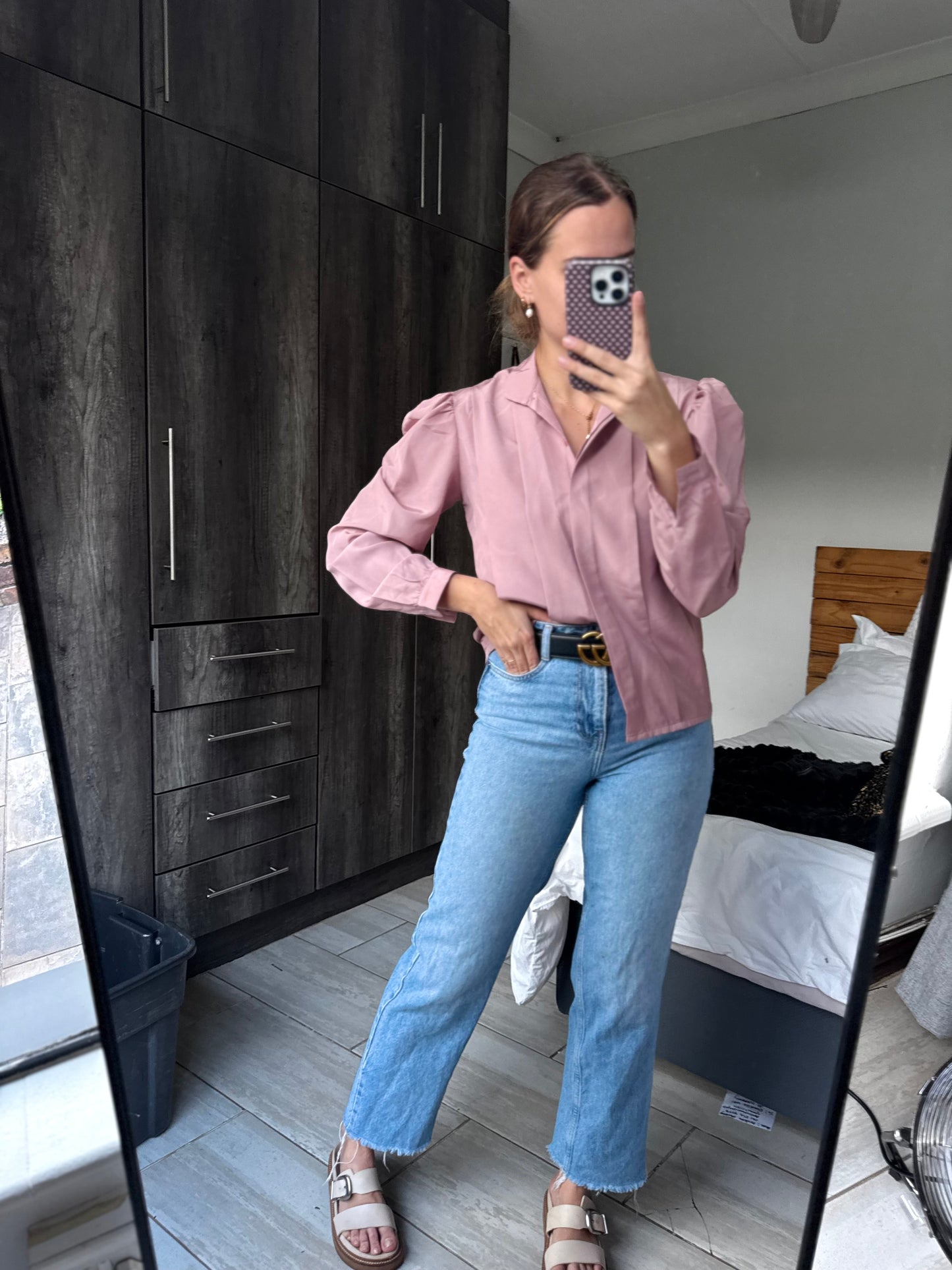Pink button down top (W)