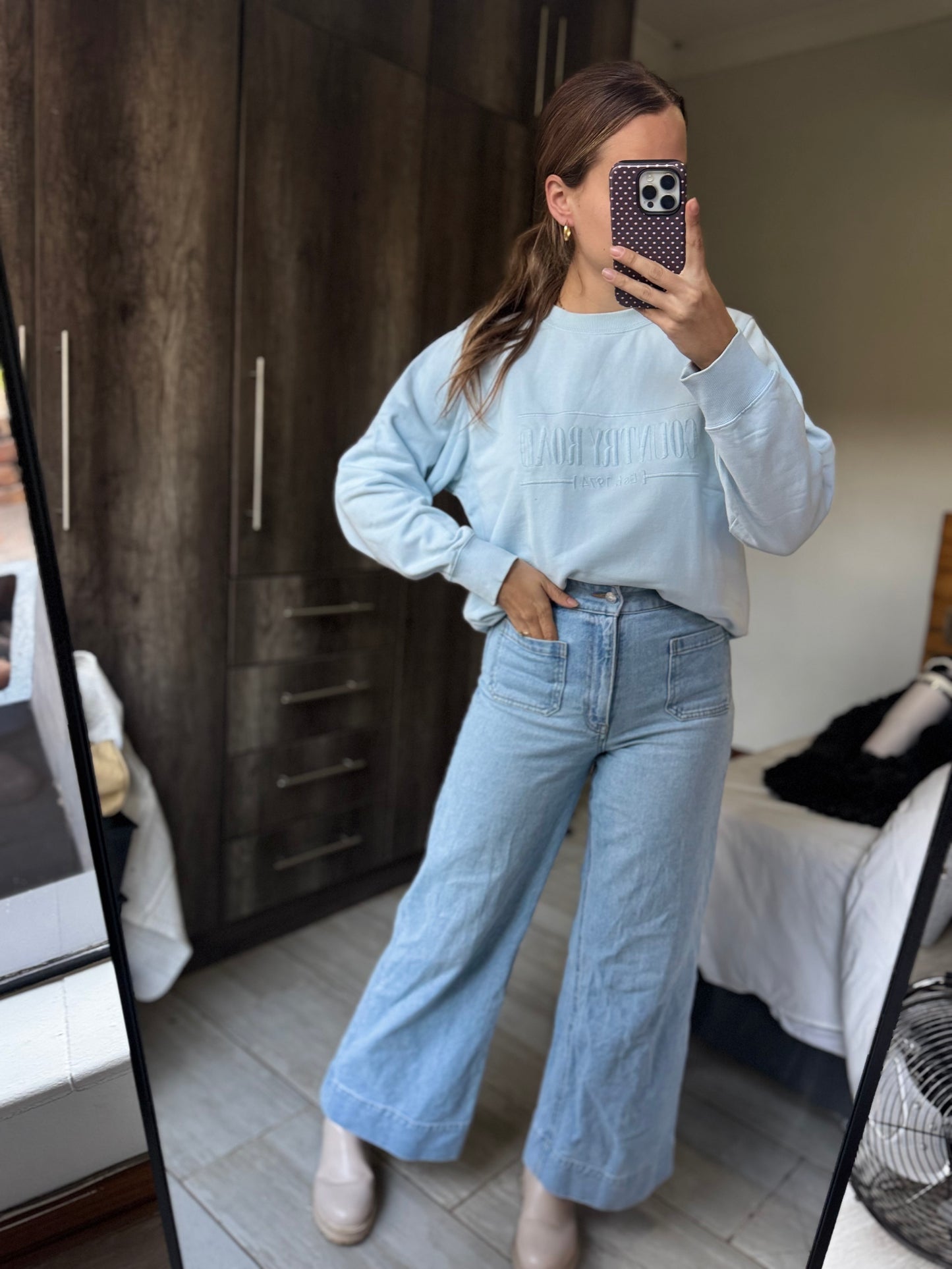 COUNTRY ROAD blue sweatshirt (TT)