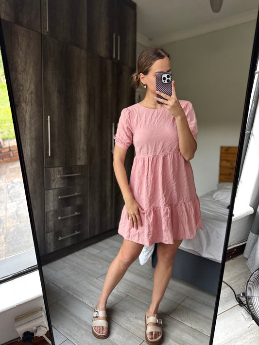 FOREVER NEW pink dress (Q)