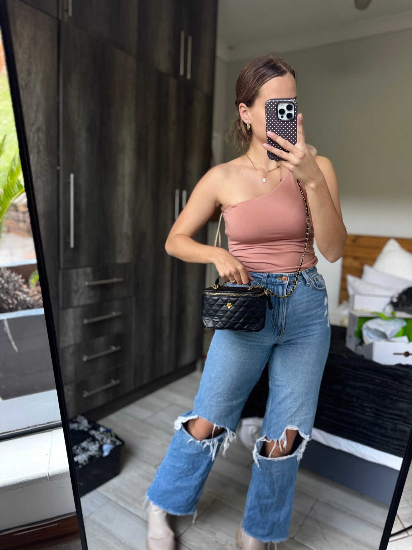 Brand New black and gold bag (ZZ)