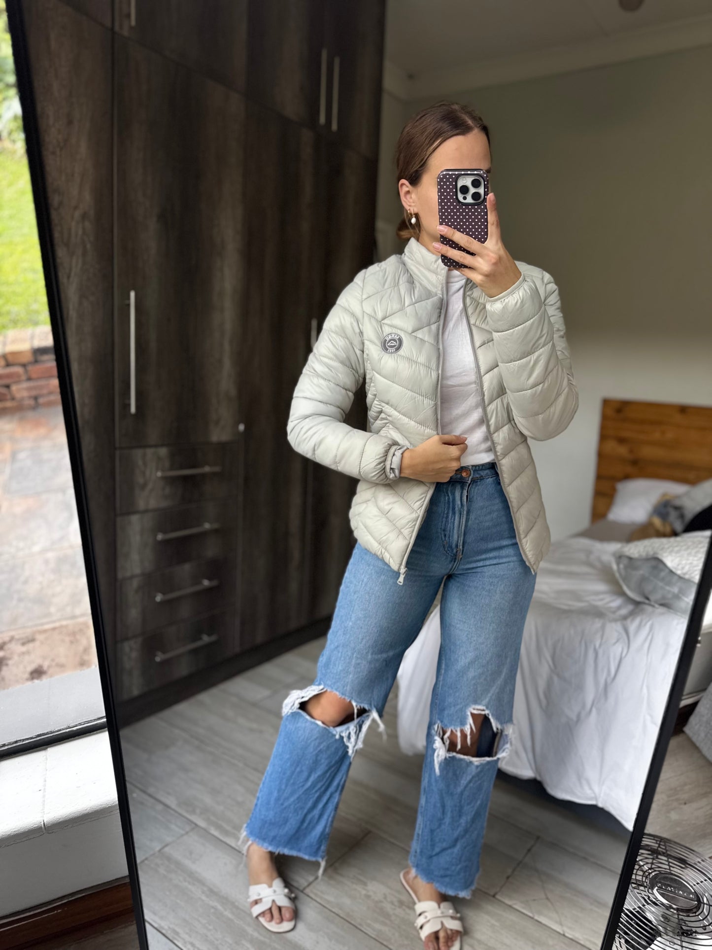 Grey puffer jacket (K)